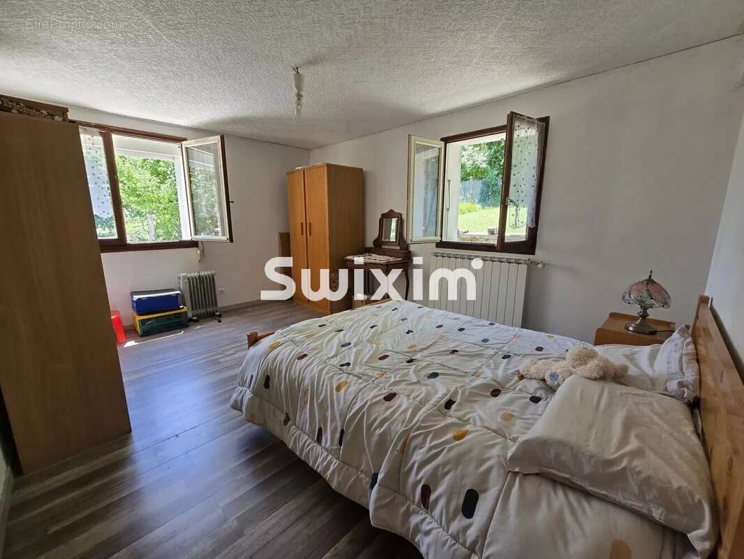 Maison à LONS-LE-SAUNIER