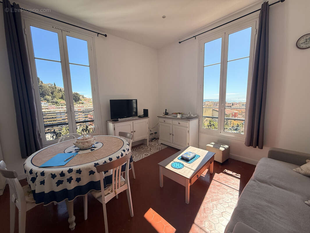 Appartement à MENTON