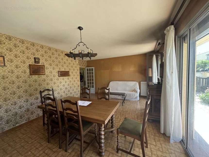 A VENDRE - Appartement T3 rez de chaussée - photo 3