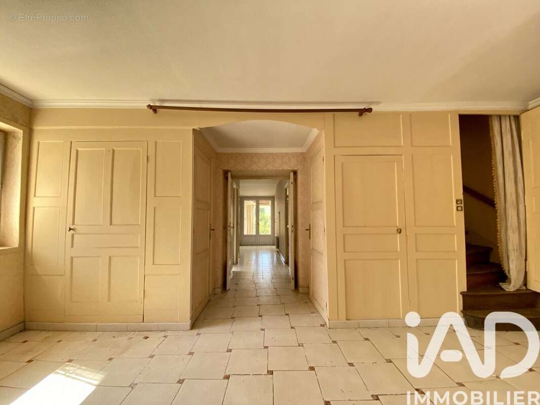 Maison 105 m² à La Ville-Es-Nonais  - photo 3