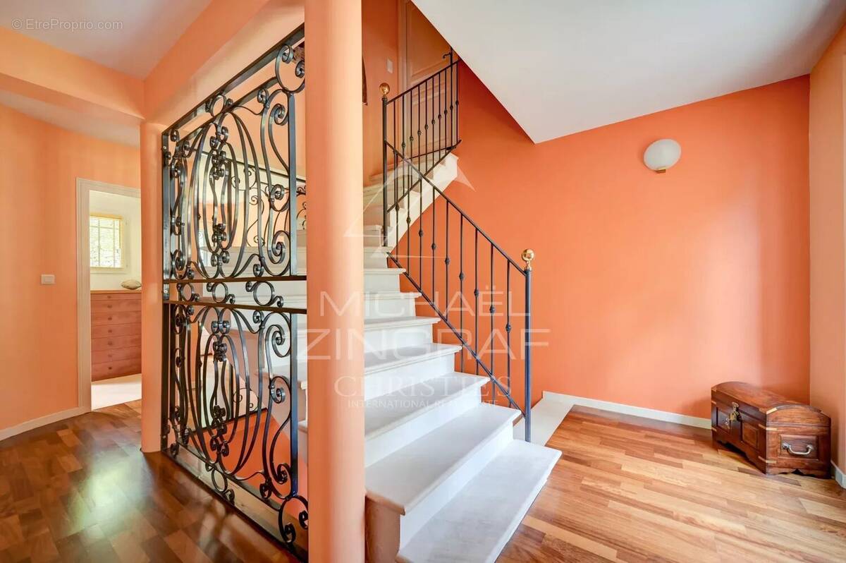 Maison à SAINT-MARC-JAUMEGARDE