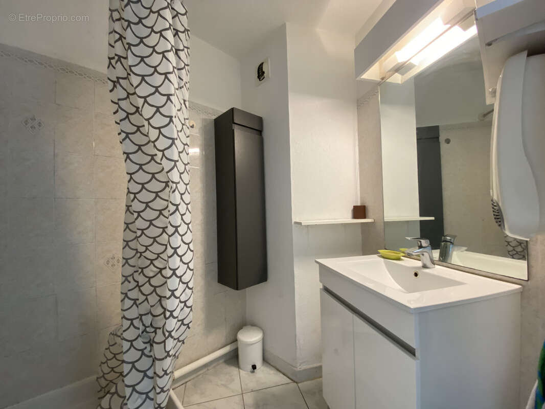 Appartement à VIAS