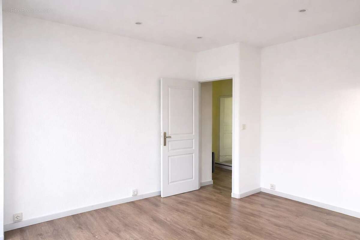 Appartement à MARSEILLE-15E