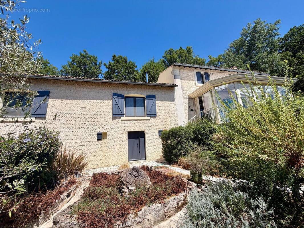 Photo 1 - Maison à AZAY-LE-BRULE