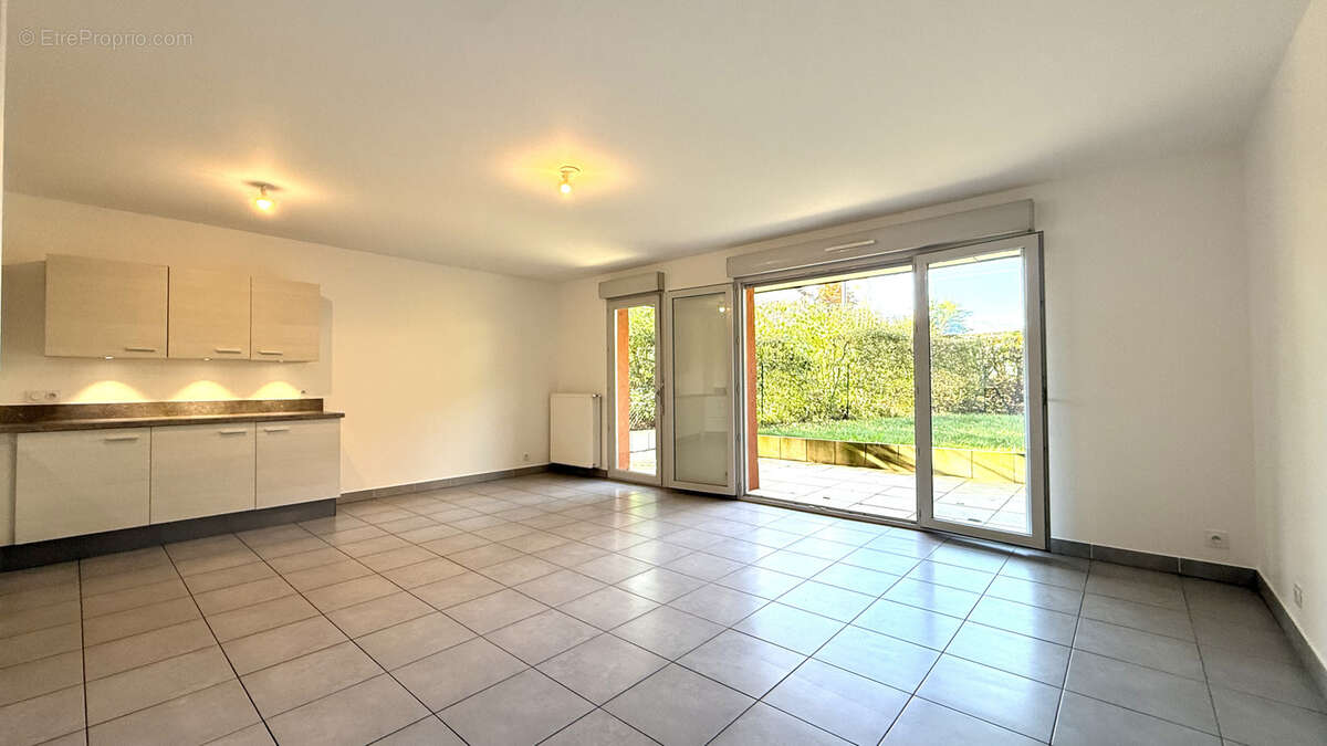 Appartement à VALLEIRY