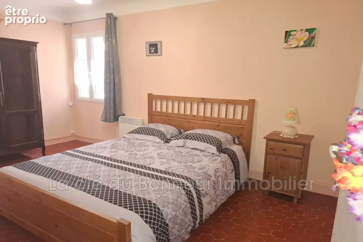 Maison 5 pièces 105 m² à vendre à Aiguines (83630) - photo 7