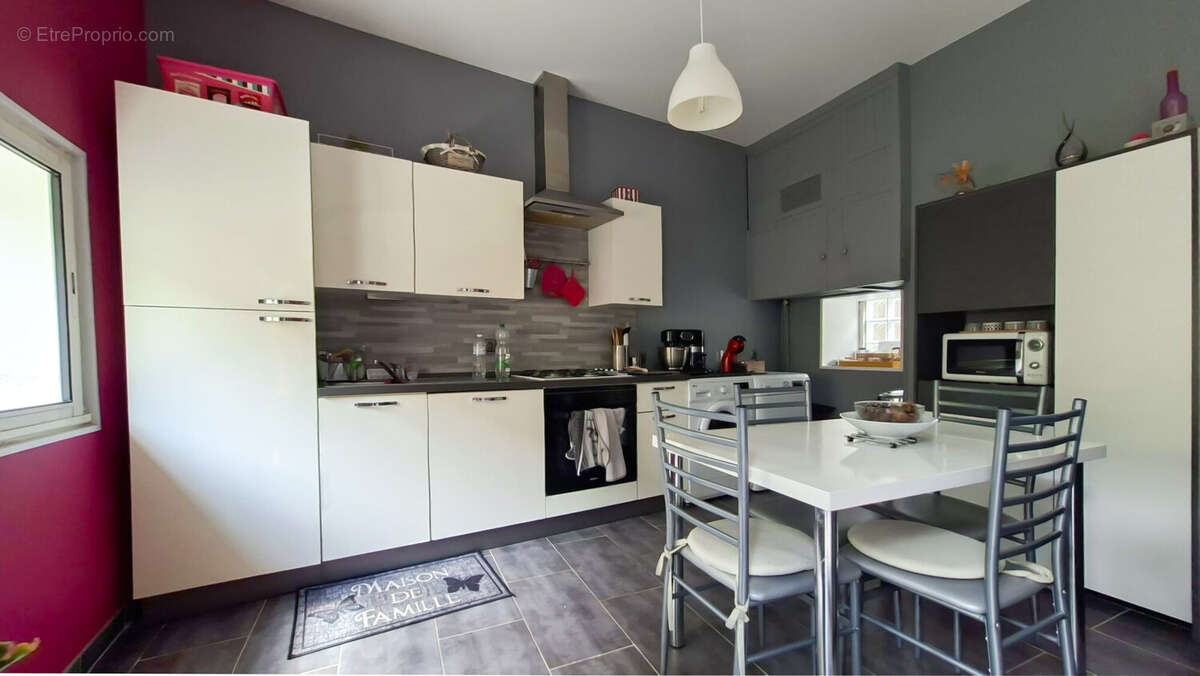 Appartement à PONS
