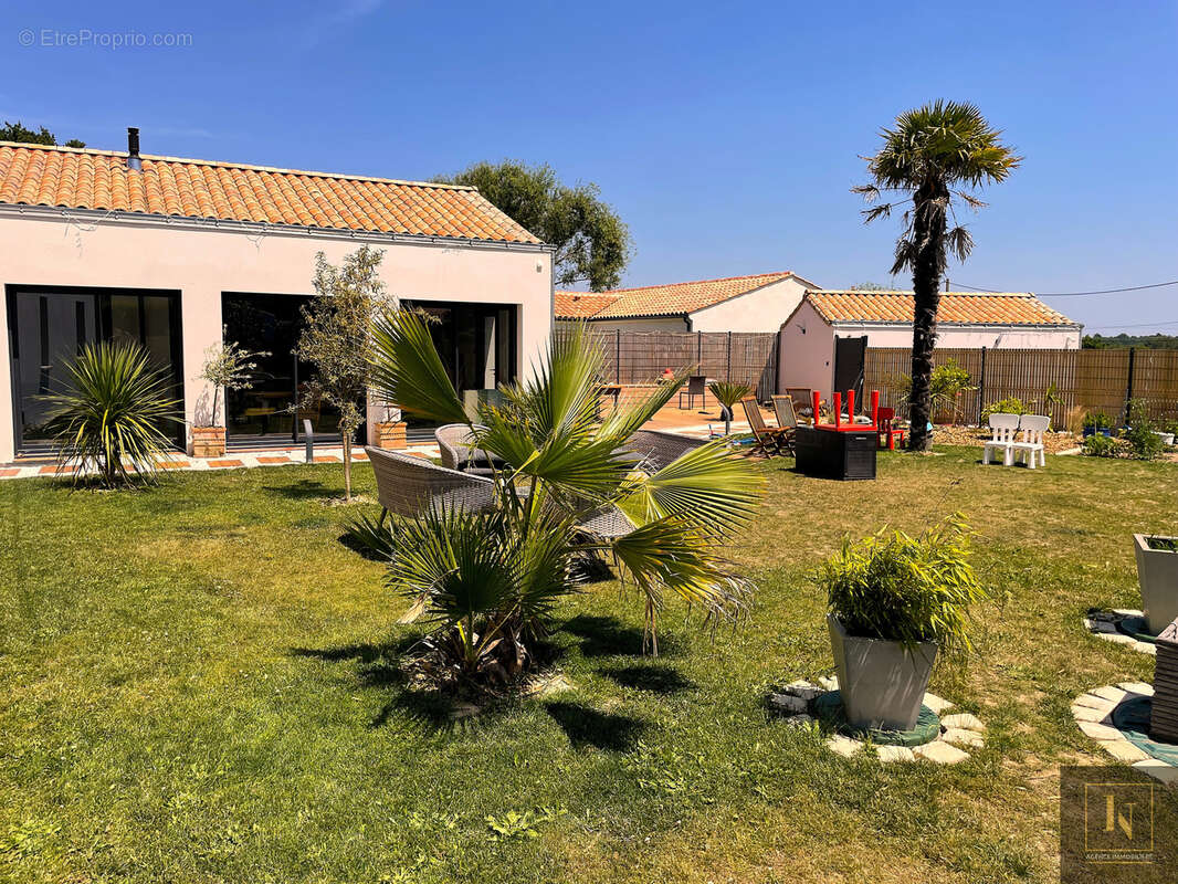 Maison à LA PLAINE-SUR-MER