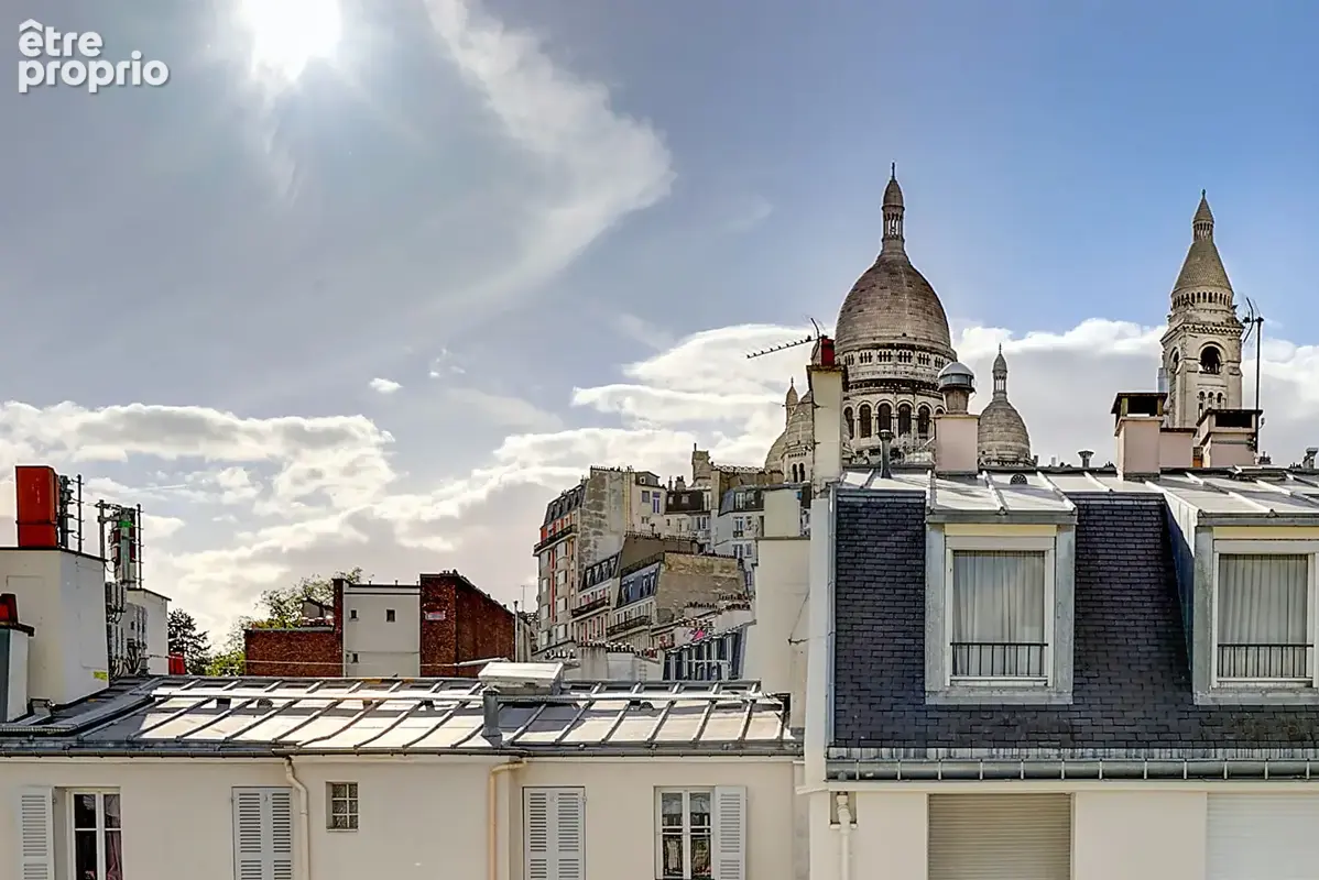 Montmartre / Bien atypique sous les toits avec vue Sacré-Coeur - photo 3