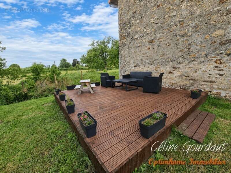 Maison à LINARDS