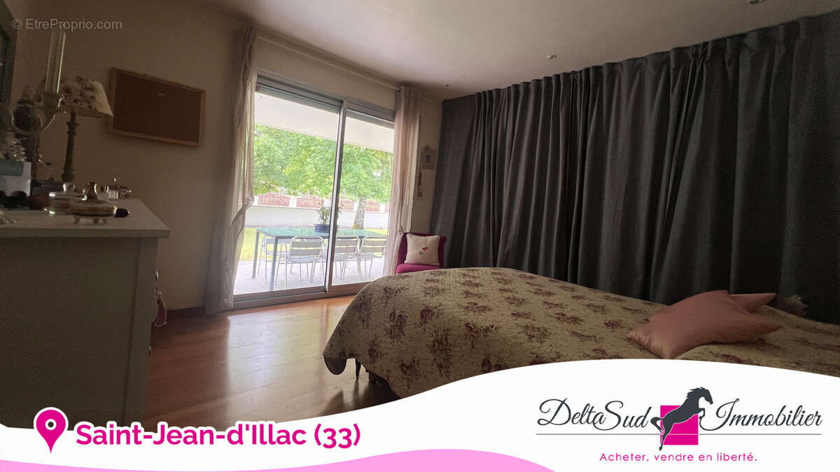Maison à SAINT-JEAN-D'ILLAC