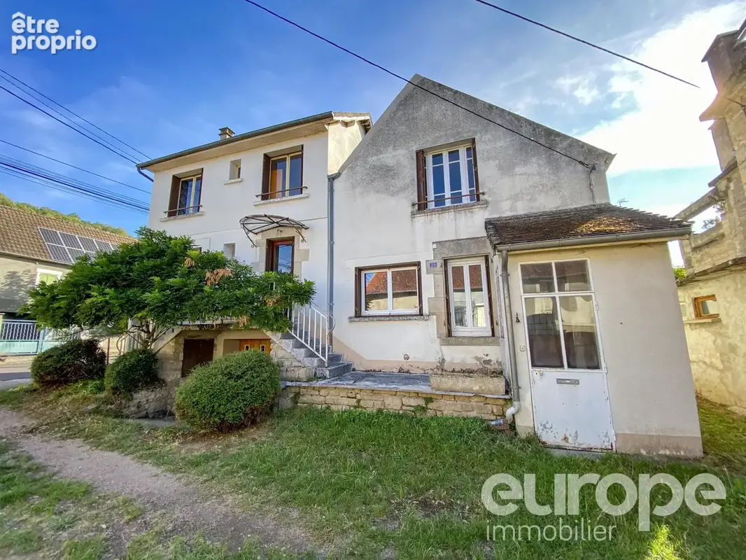 Maison à DORNECY