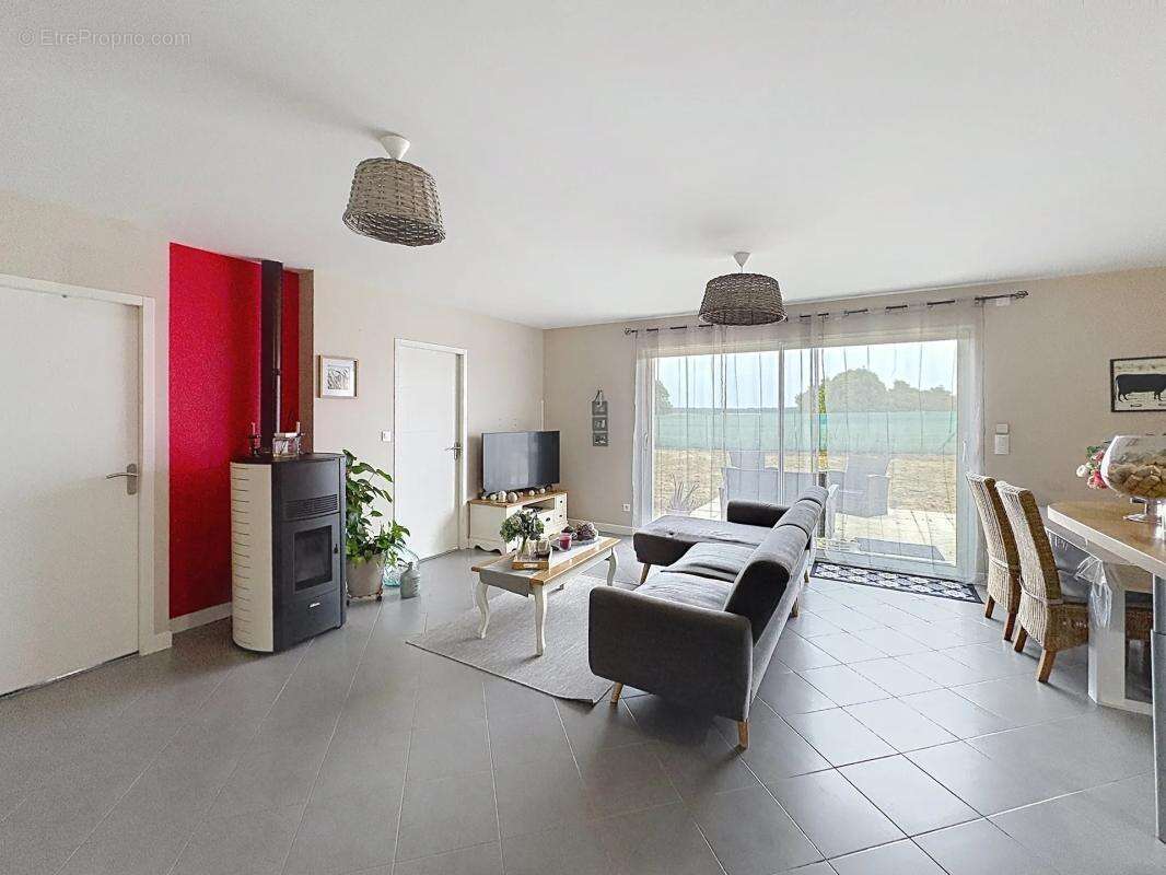 Maison de 3 pièces de 81 m² à Montierchaume - photo 3