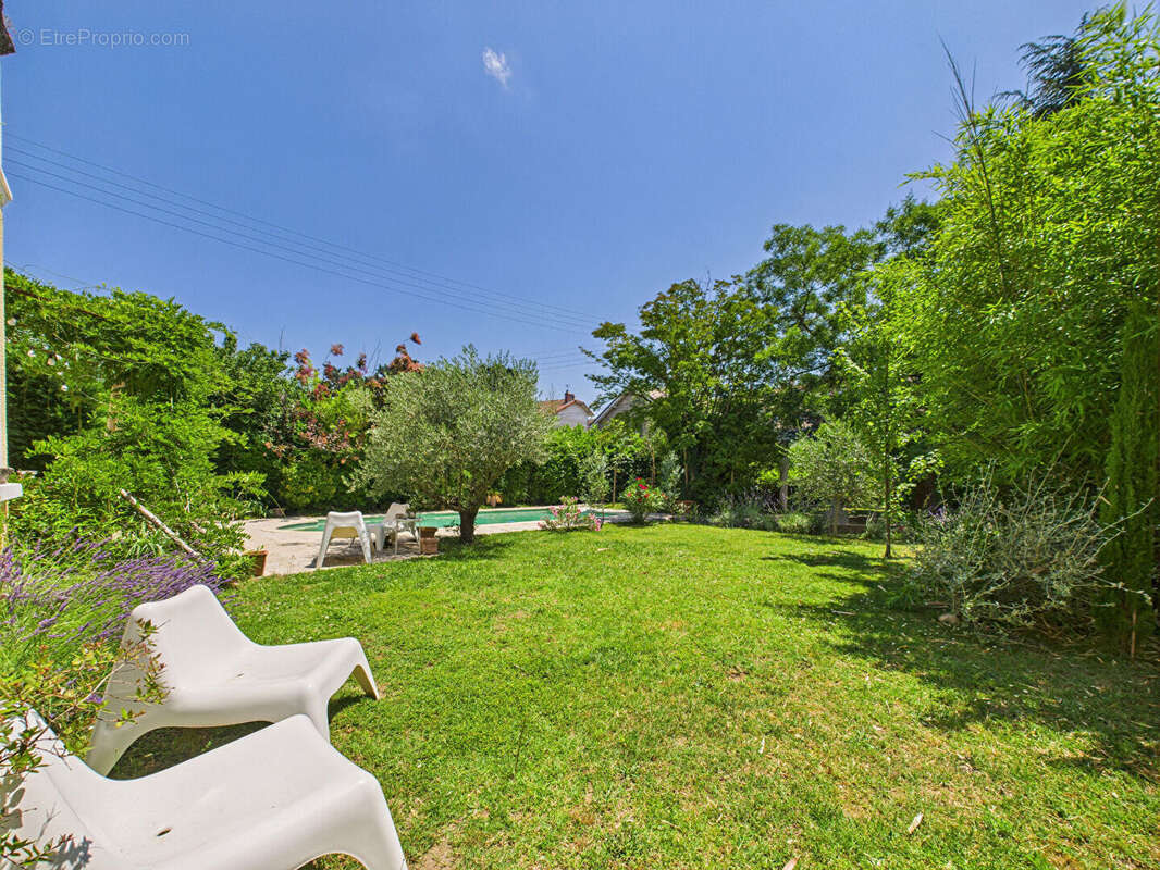 Maison à ROMANS-SUR-ISERE