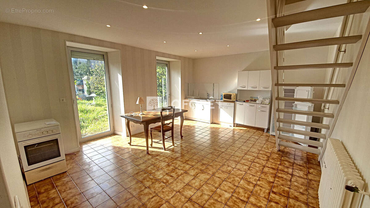 Appartement à TREFFIAGAT