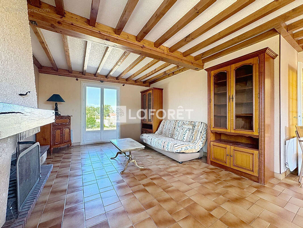 Maison familiale de 123 m² avec sous-sol complet sur terrain de 905 m² ? Messimy-sur-Saône - photo 6