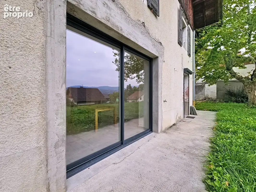 Viuz-en-Sallaz : Ancienne ferme rénovée alliant cachet et performance énergétique – proche Genève - photo 9