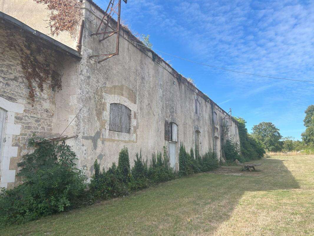 Appartement à PORT-D'ENVAUX