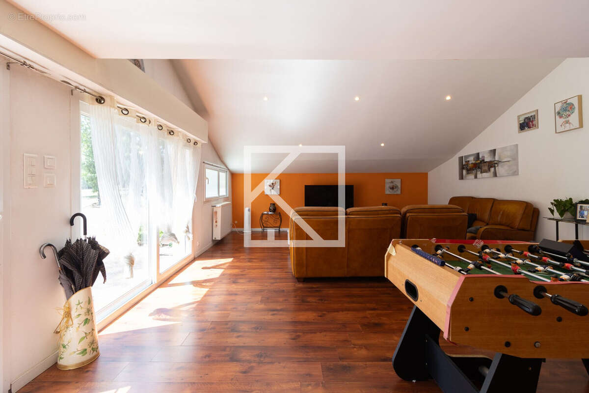 Maison 272 m² à Cholet  - photo 7