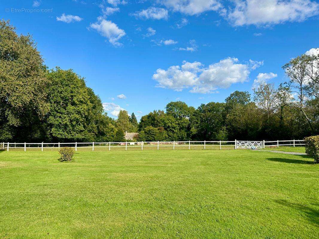 propriété équestre entre Honfleur et Pont L'Evêque - 1.5 ha - photo 5