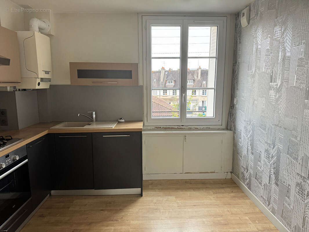 Appartement à FALAISE