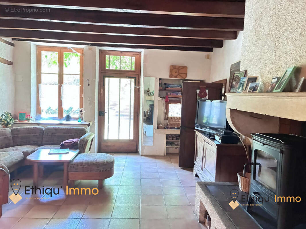 Maison 148 m² à Champignol-Lez-Mondeville  - photo 7