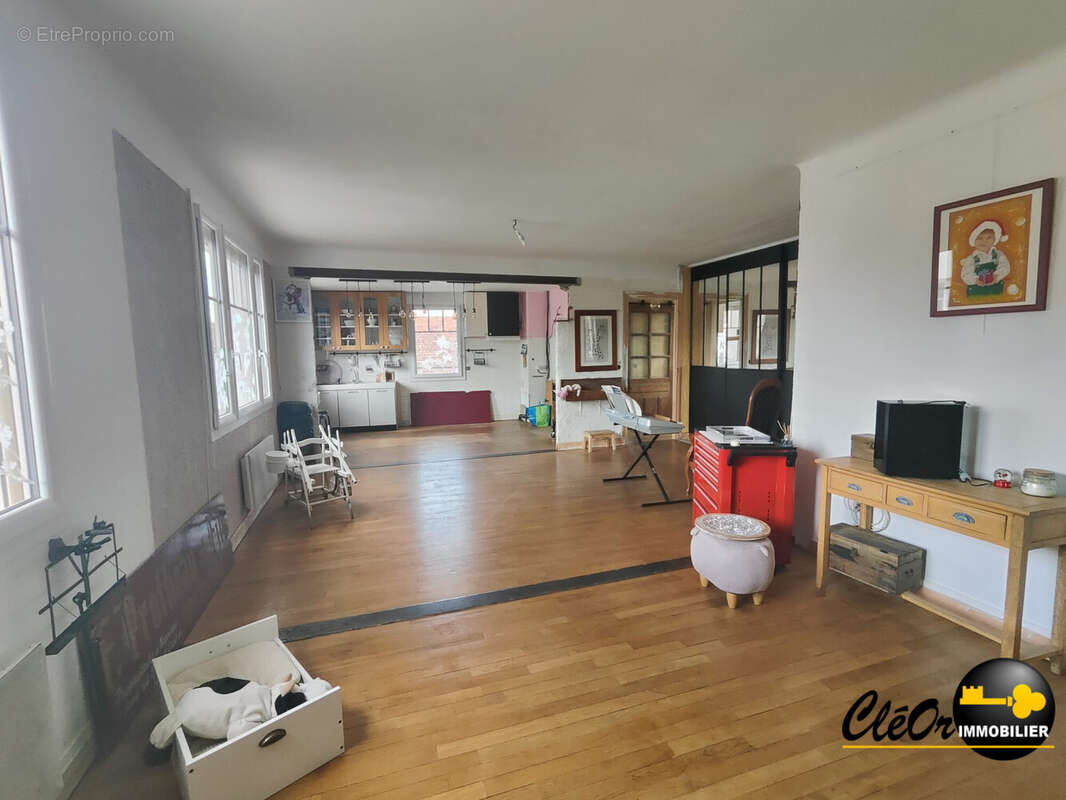 Maison à PIERRE-DE-BRESSE