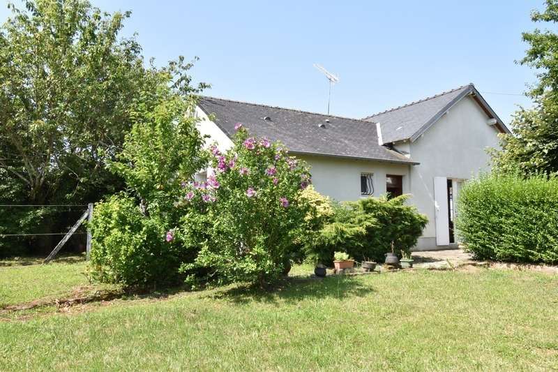 Maison à MAGNAC-LAVAL