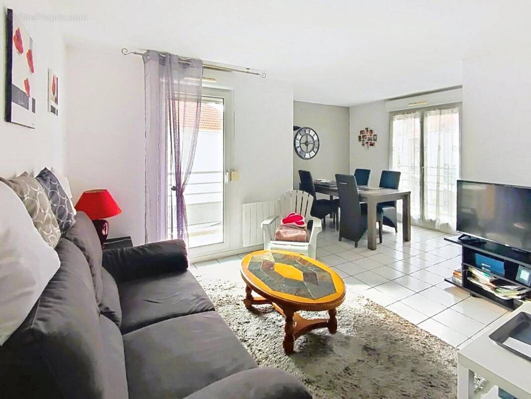 Photo 1 - Appartement à MARGNY-LES-COMPIEGNE