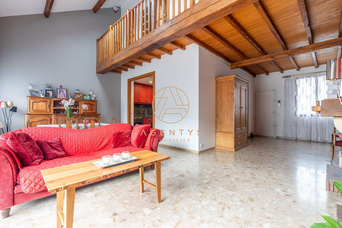 Maison à LE PERREUX-SUR-MARNE