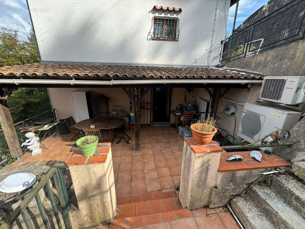 Maison à BERRE-LES-ALPES