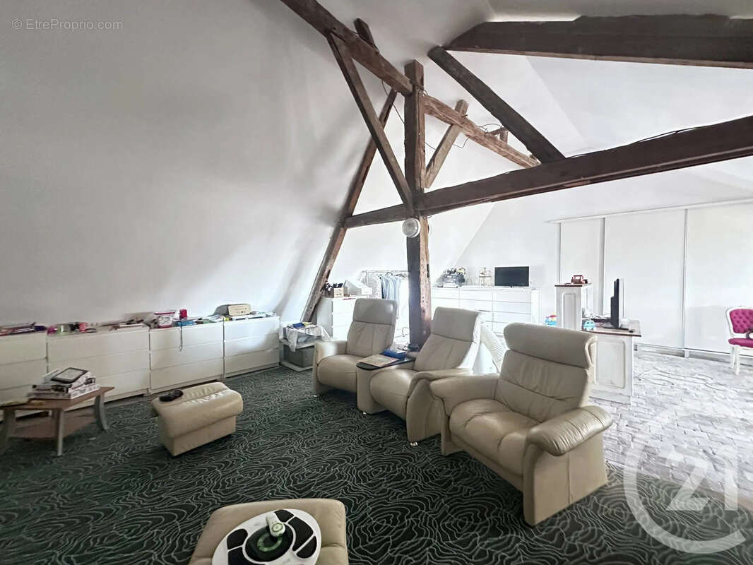 Maison à BROU