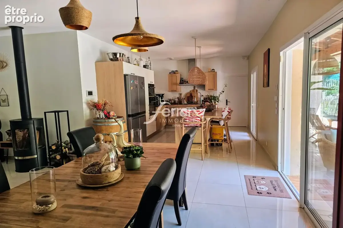 Maison 7 pièces 200 m² à vendre à Les Arcs (83460) - photo 2