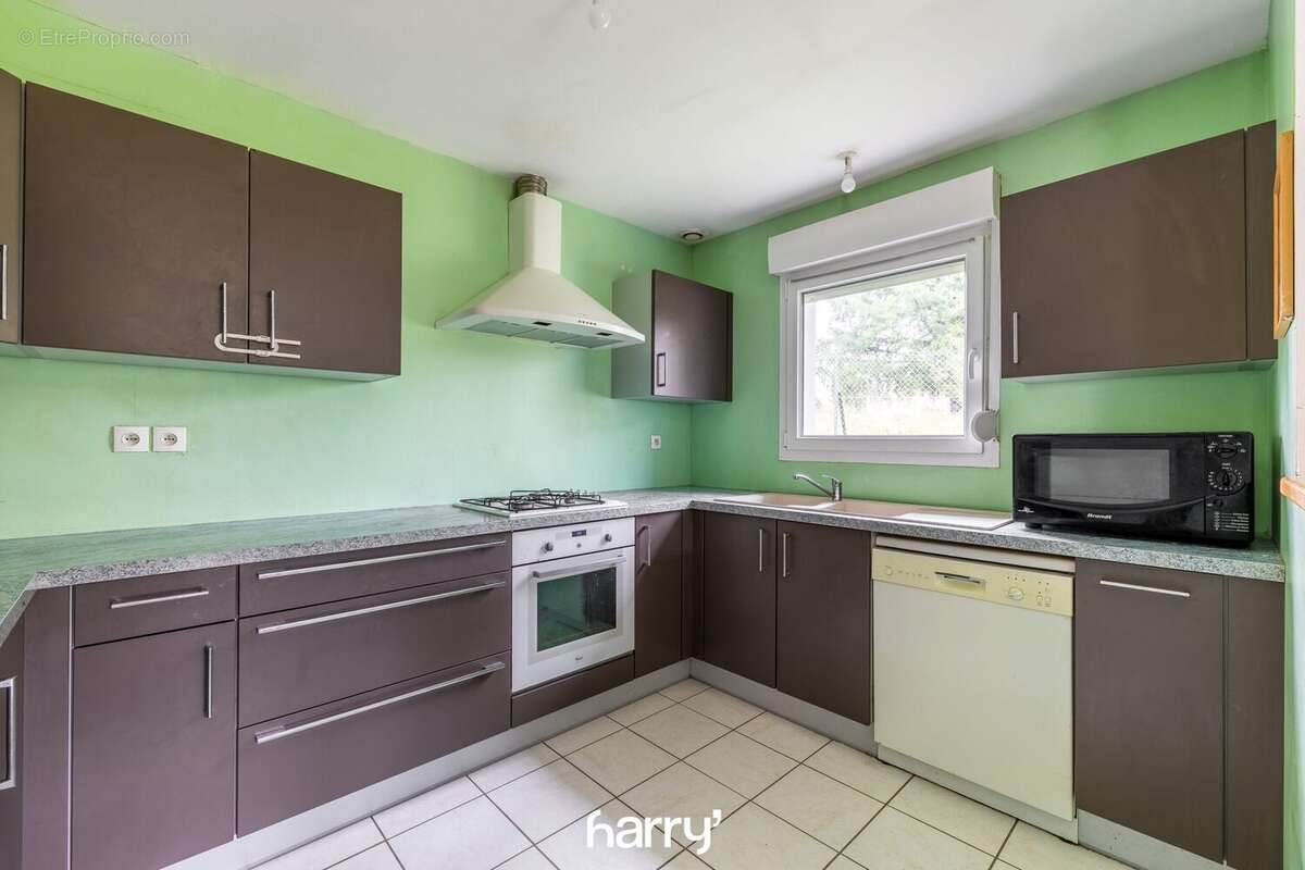 Maison à ROCHE-LEZ-BEAUPRE