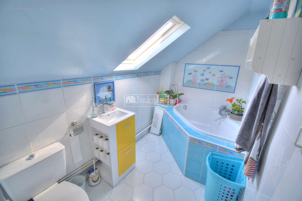 Maison à SAVIGNY-SUR-ORGE