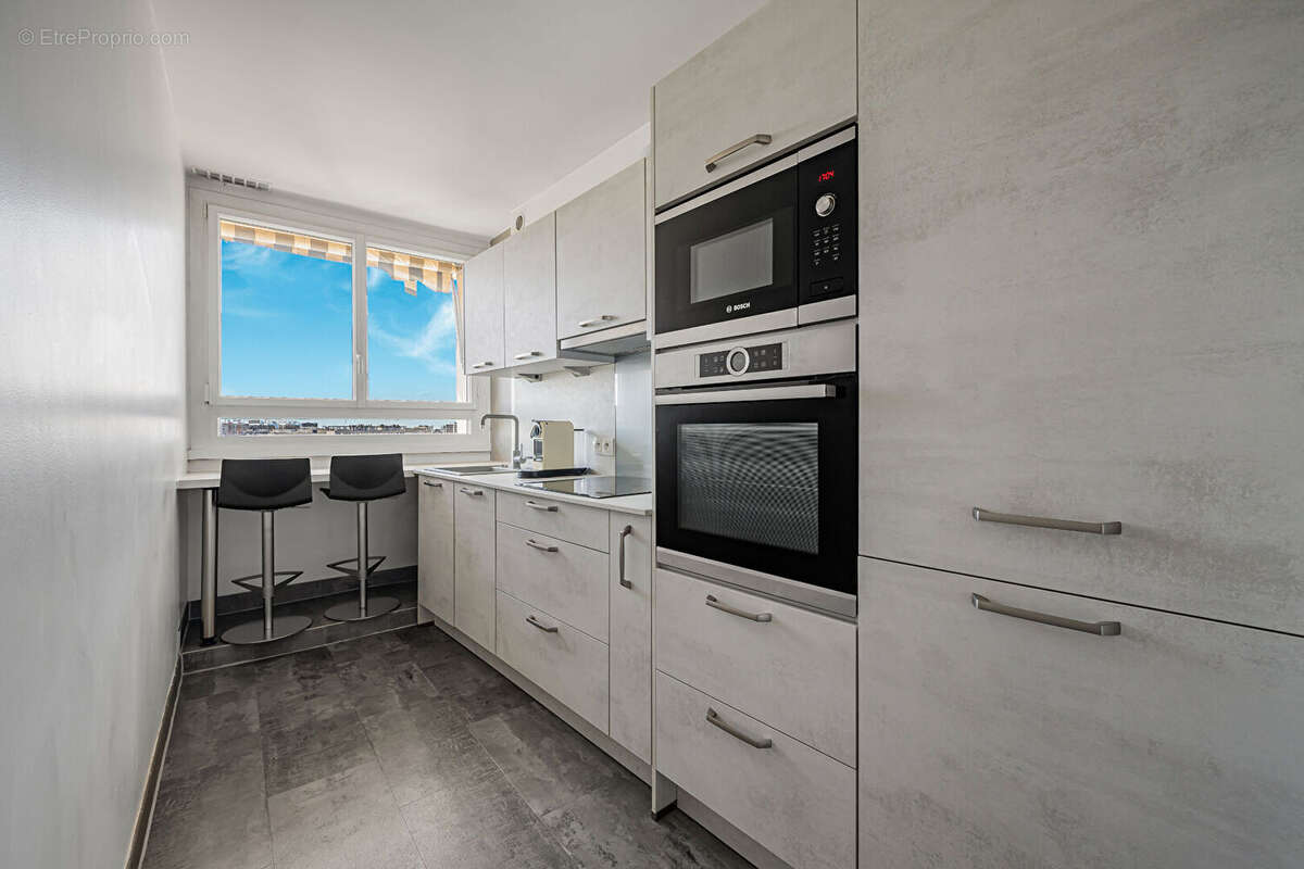 Appartement à PARIS-12E