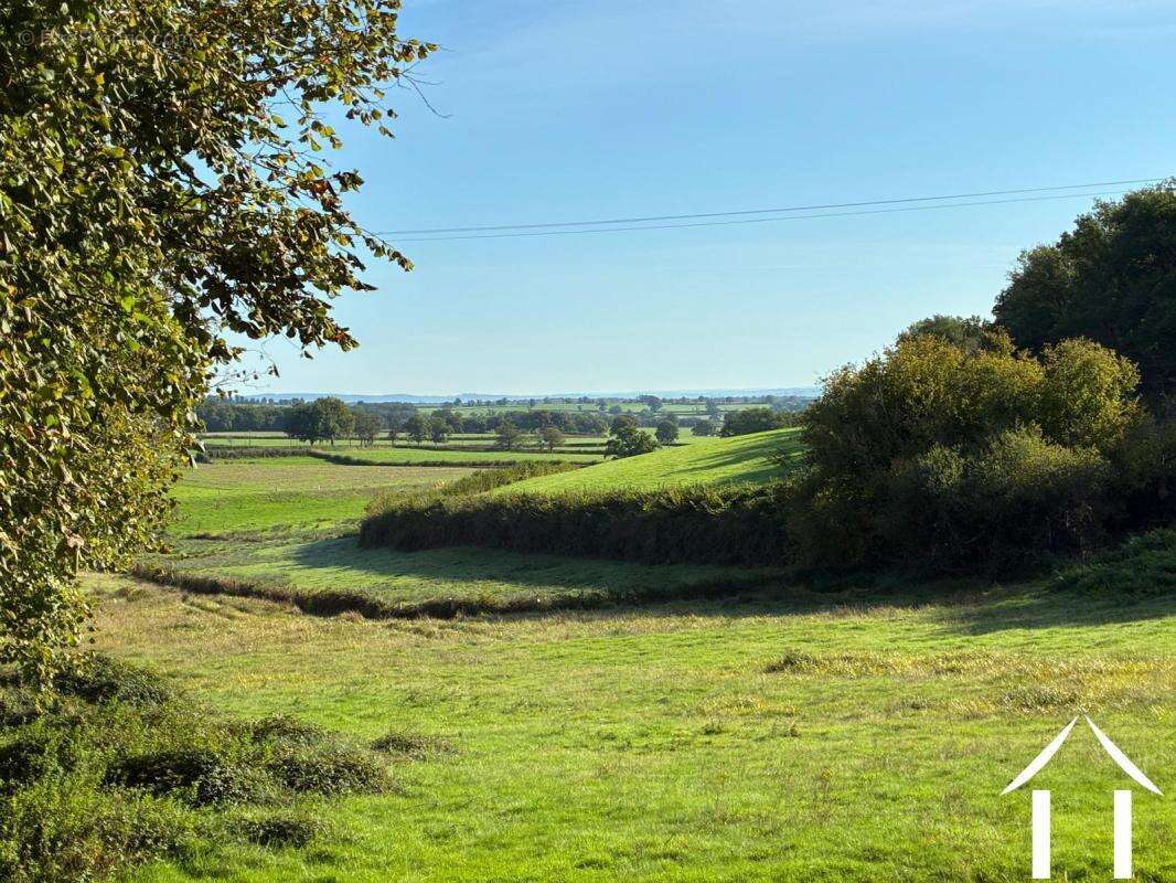 Maison à LA GRANDE-VERRIERE