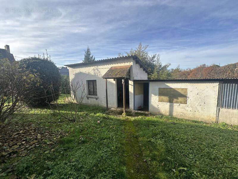 Maison à BELMONT-BRETENOUX