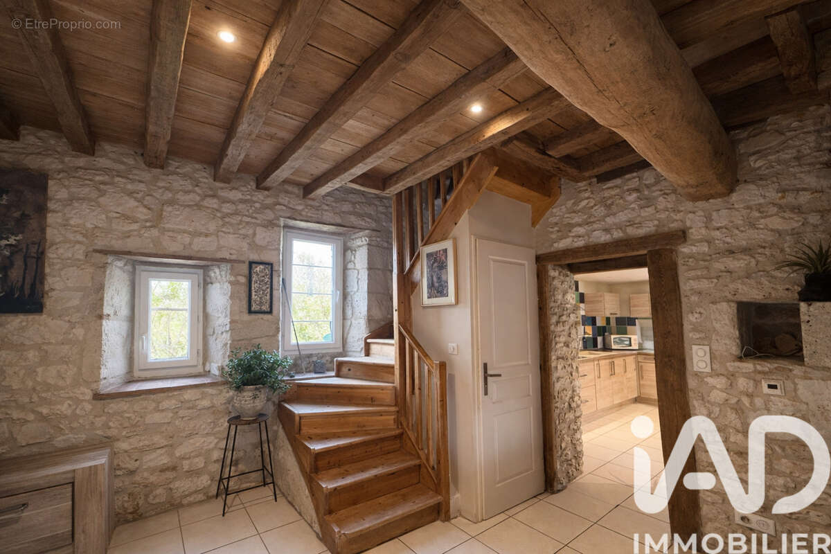 Maison 80 m² à Sigoules  - photo 5