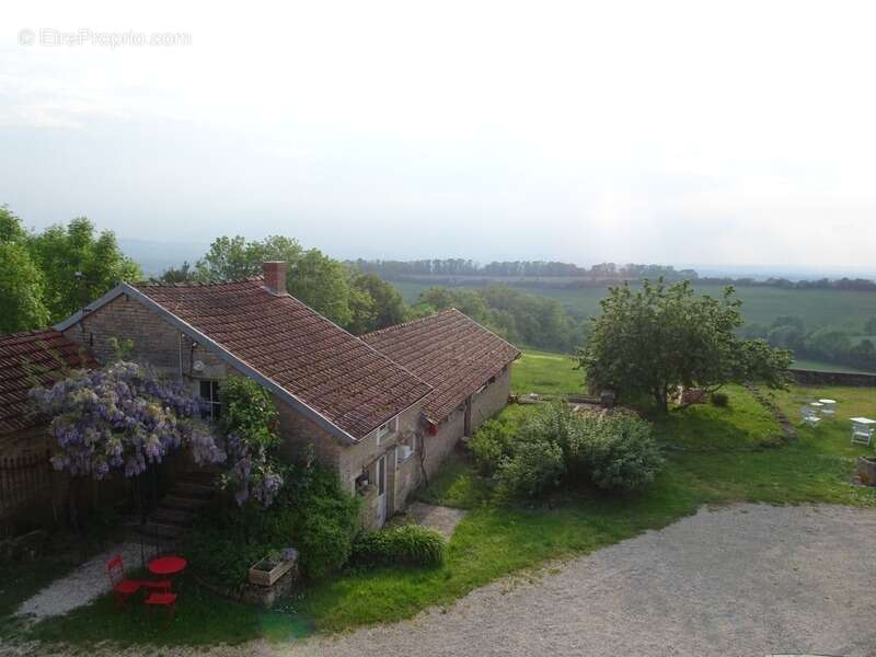 Maison à POUILLY-EN-AUXOIS