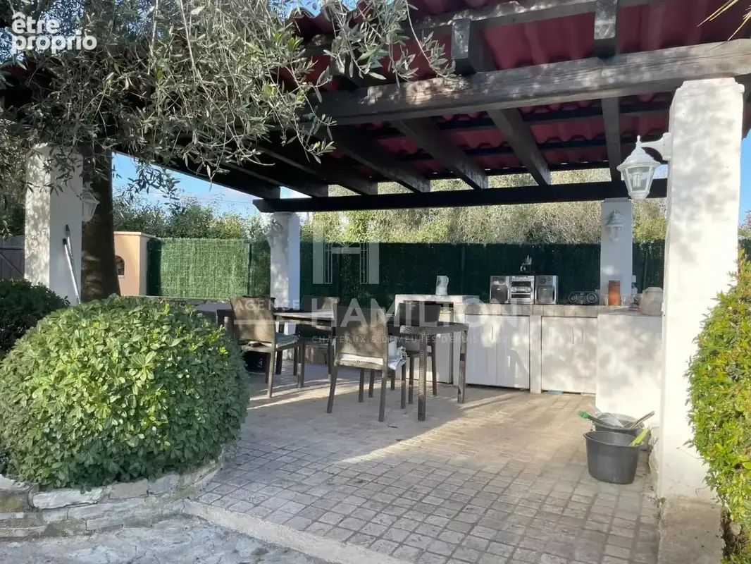 Maison de charme avec piscine à proximité de Valbonne - photo 24