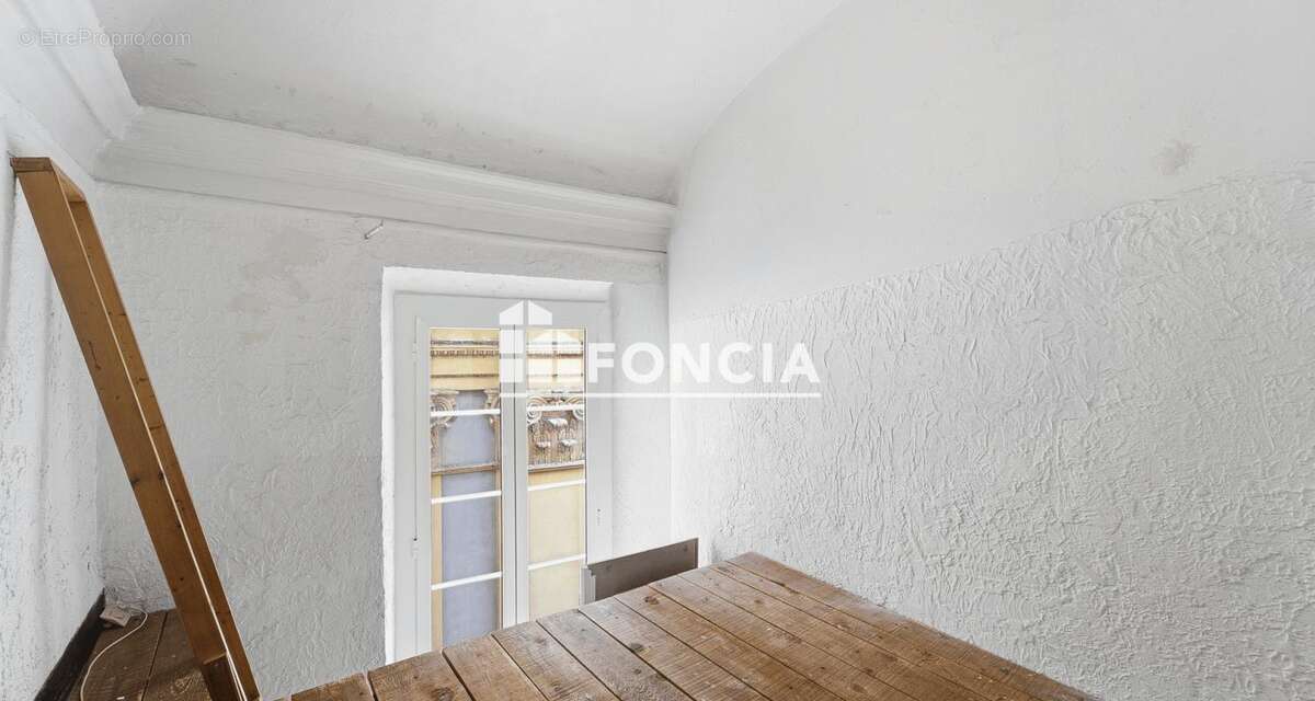 Vieux nice / place du jesus / emplacement exceptionnel - photo 10
