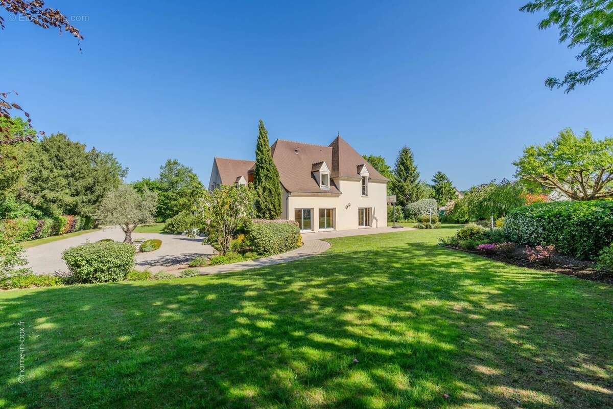 Maison à CHANTILLY
