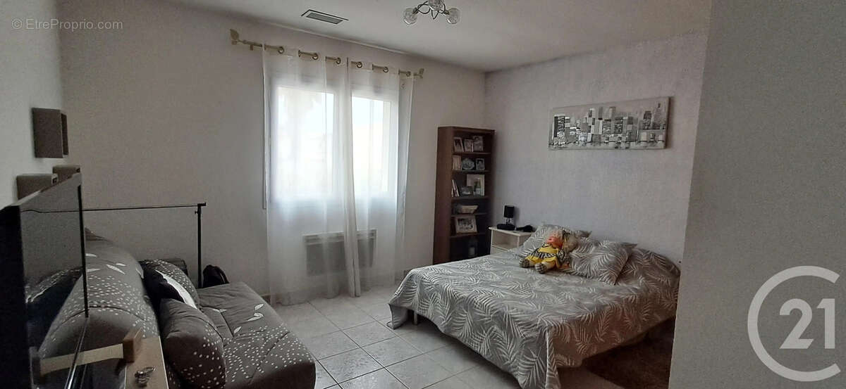 Maison 107 m² à Elne  - photo 8