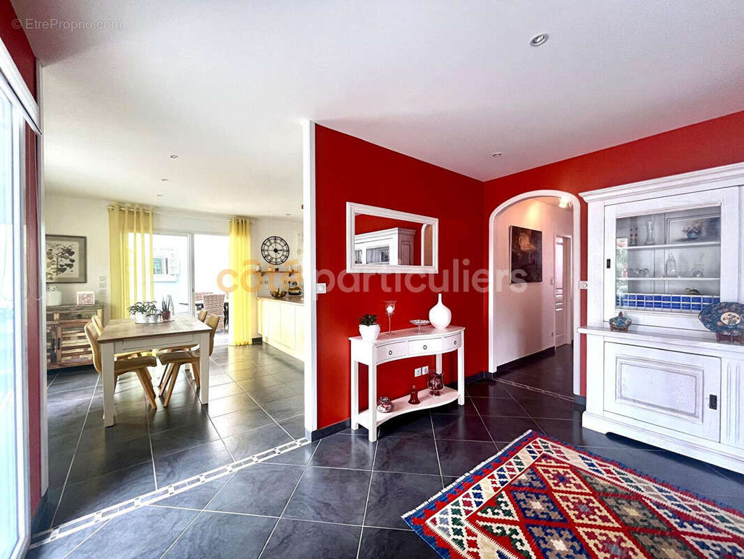 Maison à MESCHERS-SUR-GIRONDE