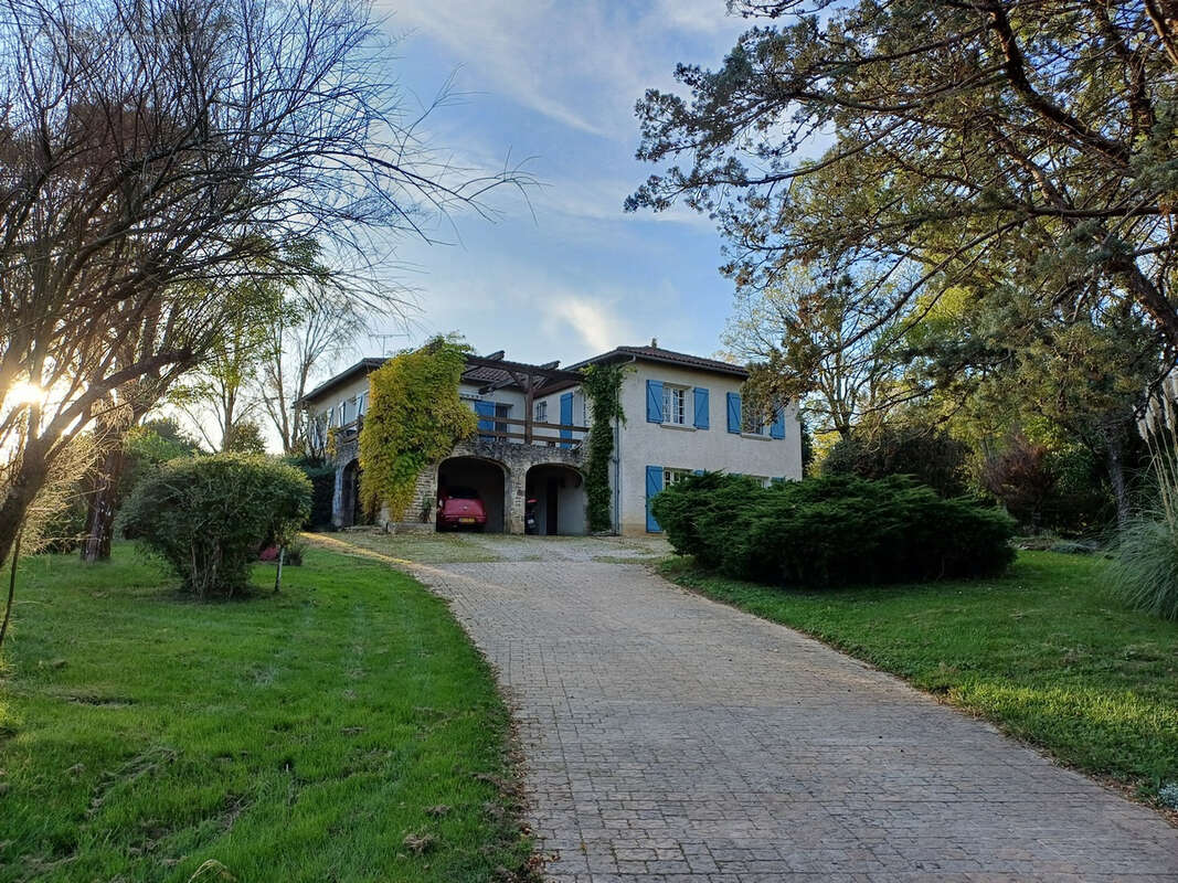 Maison à VILLEFRANCHE-DE-ROUERGUE