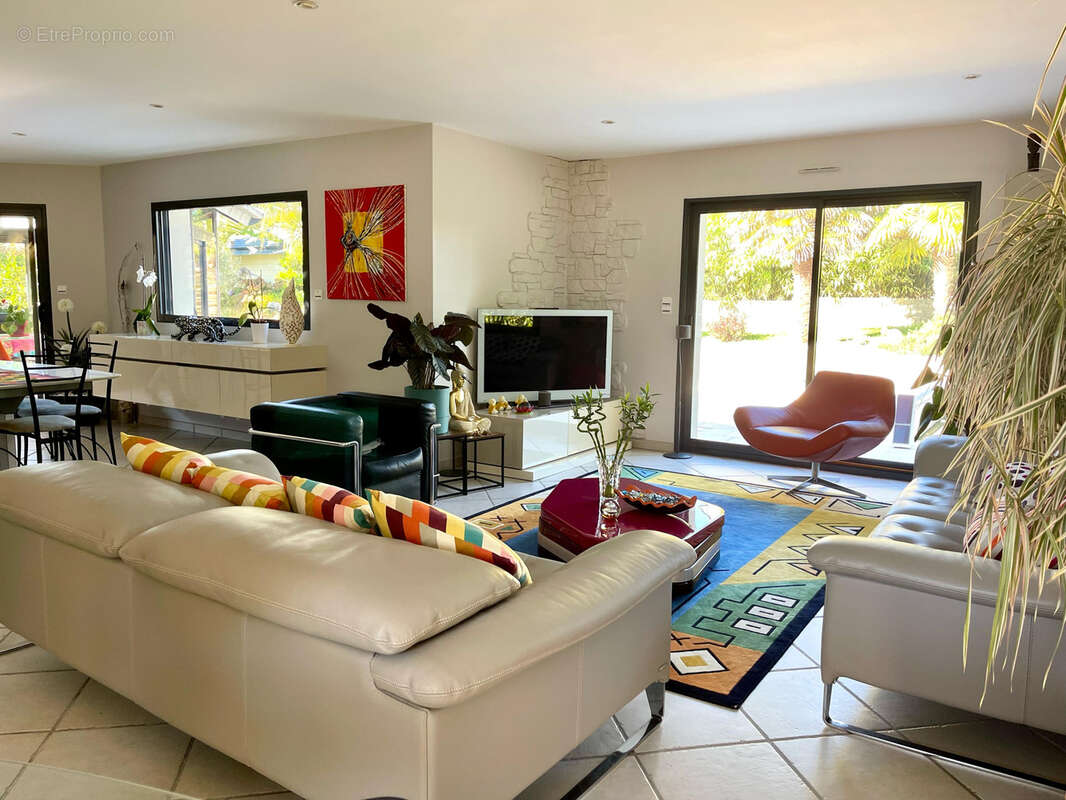 **À vendre : Maison d'exception à Saint-Évarzec** - photo 4