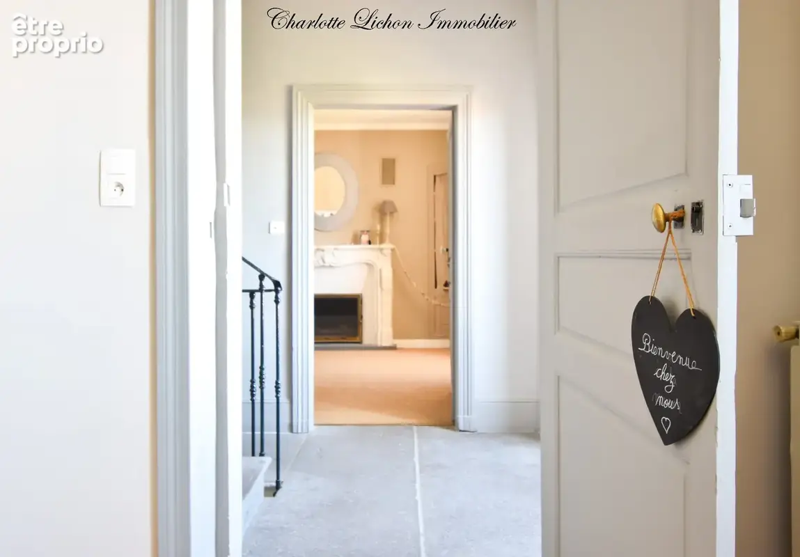 Maison 270 m2 - 5 chambres - double garage - photo 12