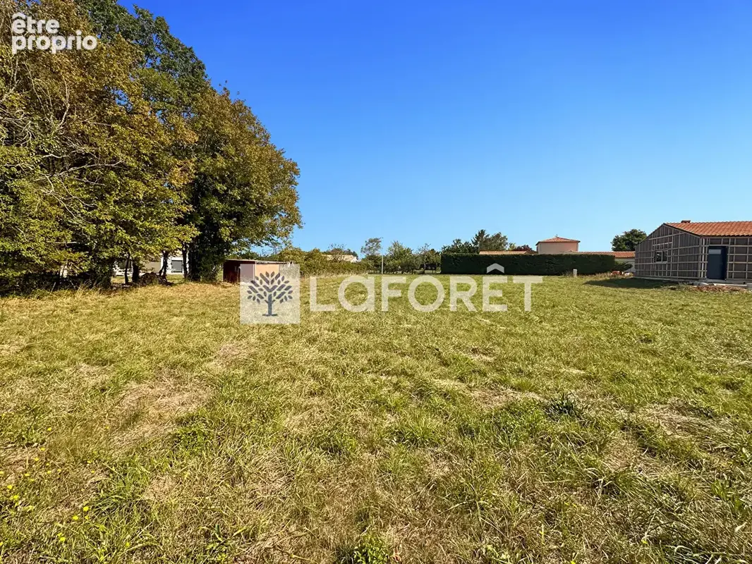 Terrain constructible 1 222 m² Mazerolles près de Pons ? Accès rapide A10 - photo 4