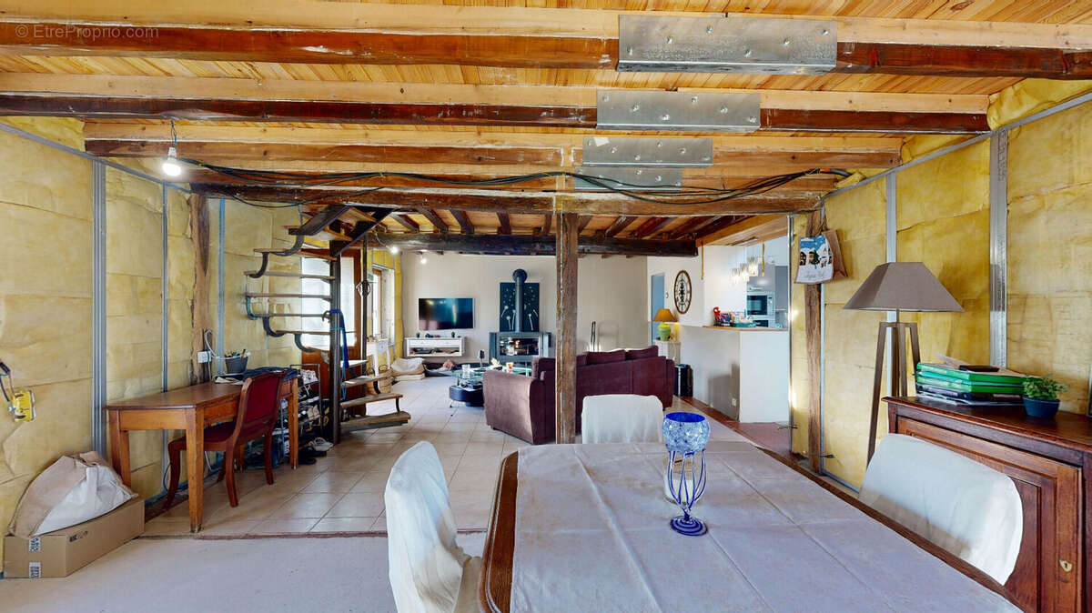 Maison à SAINT-AUBIN-SUR-LOIRE